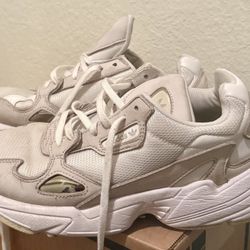 Women’s Size 8 Adidas