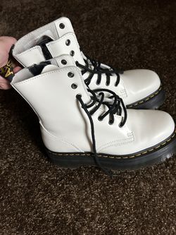 White Platform Doc Martens - Size 41EU