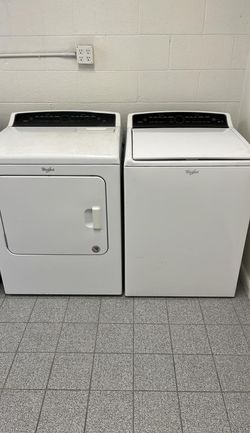Whirlpool Cabrio Washer & Dryer Set – Top Load, Wrinkle Shield, White