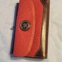 Dooney And Bourke Wallet