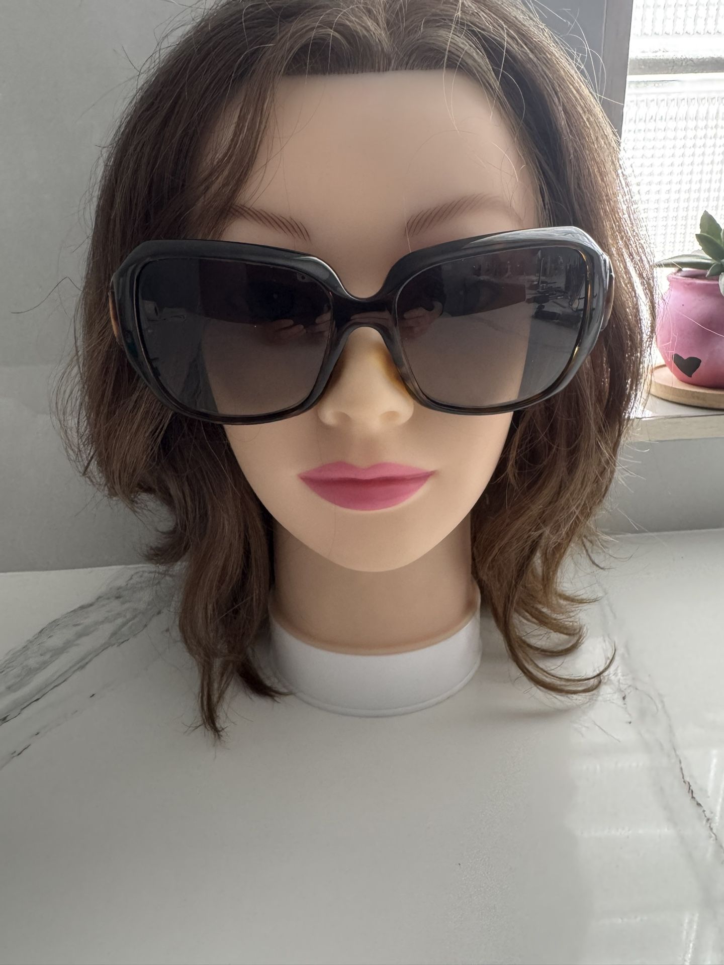 Gucci Women’s Oversized Brown Sunglasses