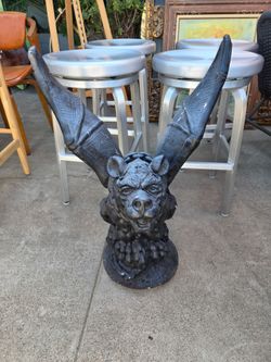 Winged Gothic Gargoyle Statue in Solid Cement - 28"