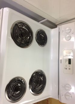 White electric kenmore stove