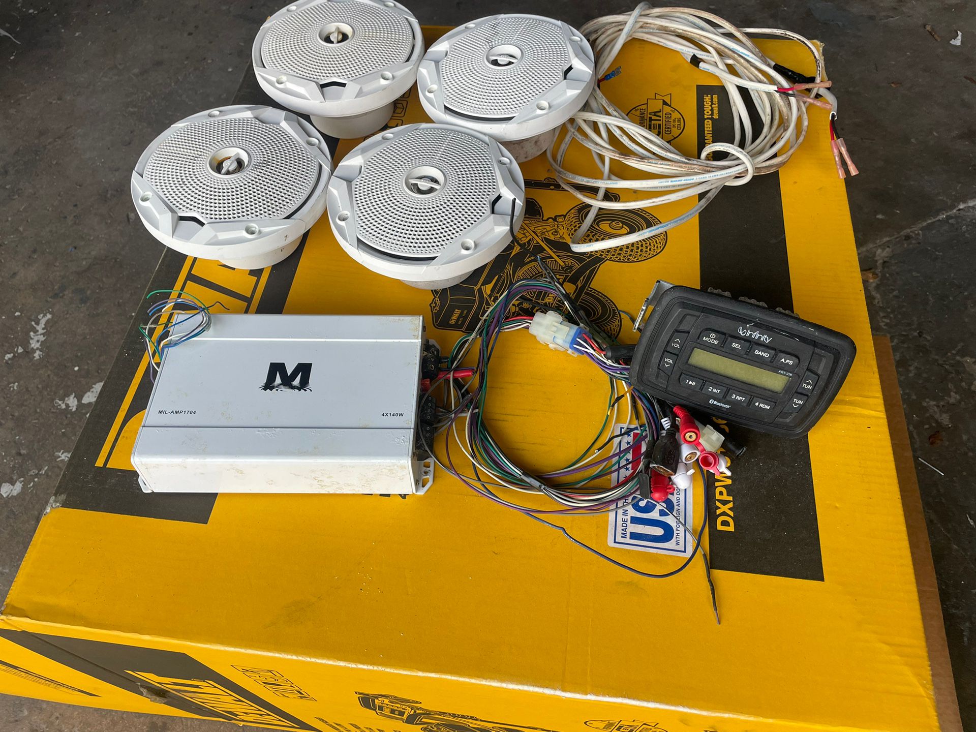 Infinity Marine Radio Set for Sale in Fort Lauderdale, FL OfferUp