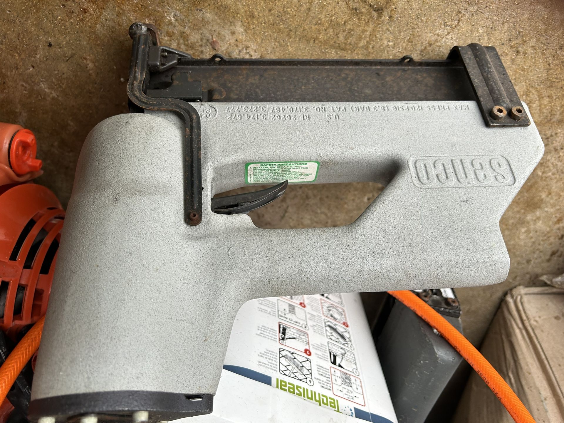Senco MODEL MII Nail gun