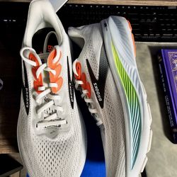 Brooks Ghost 17