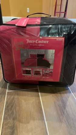 Brand new-Juicy Couture queen size  bedding set