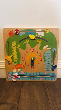 Wood learning daily calendar & clock