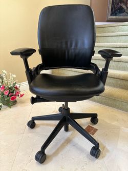 Steelcase Leap V2 Black Leather Office Chair