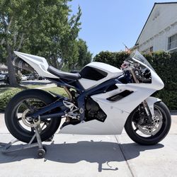 2010 triumph Daytona 675