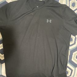 Under Armour Medium Men’s Shirt  