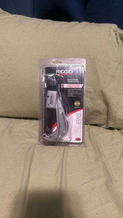 RIDGID 1/4 in. to 1-5/8 in. 151 Quick Acting Copper Pipe & Aluminum Tubing Cutter w/ Easy Change Wheel Pin + Spare Wheel
