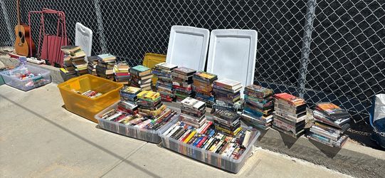 YARDSALE!! 5/30 !!