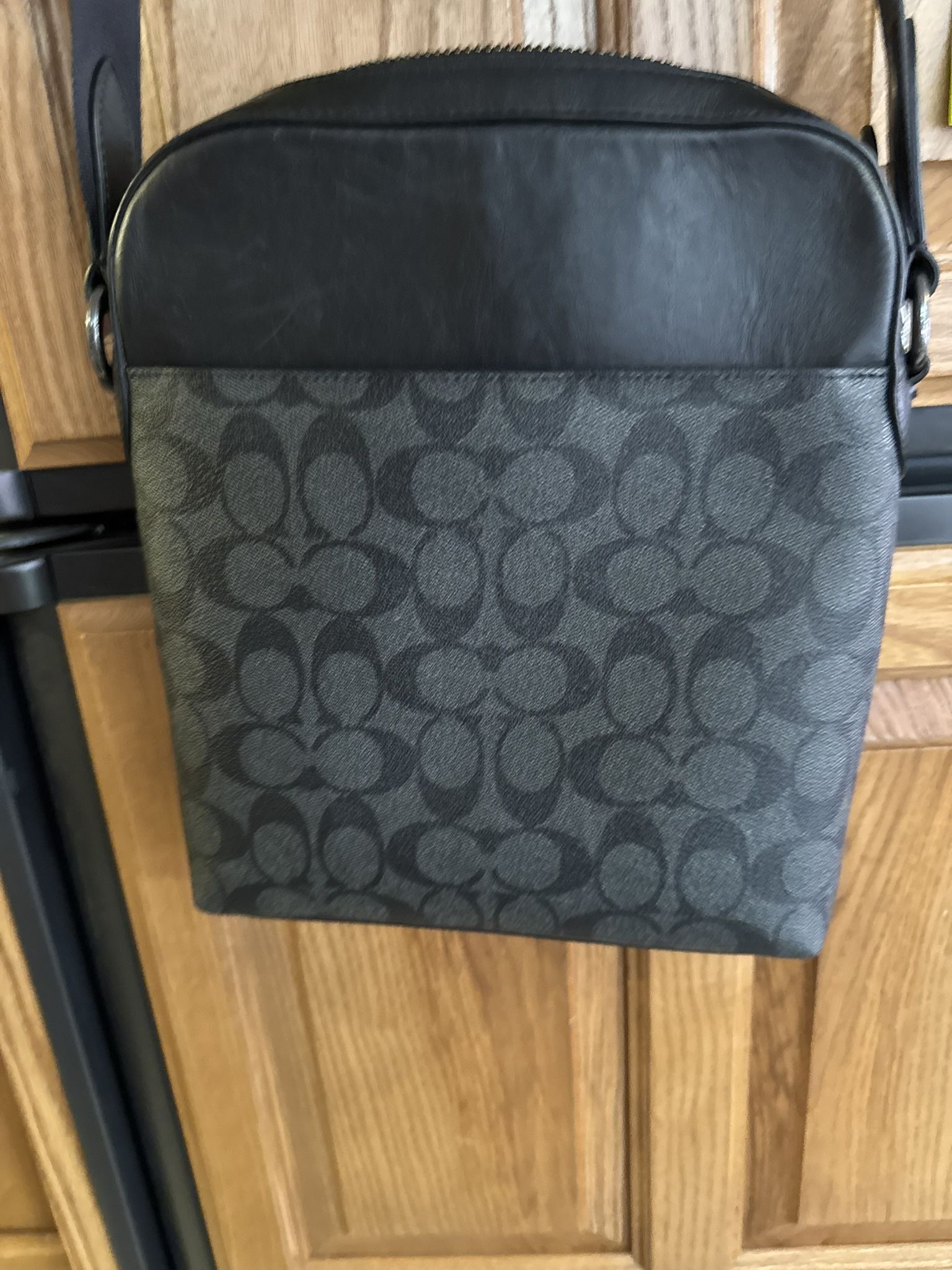 COACH SHOULDER BAG