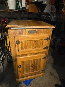 Mini fridge WITH FREEZER made in USA