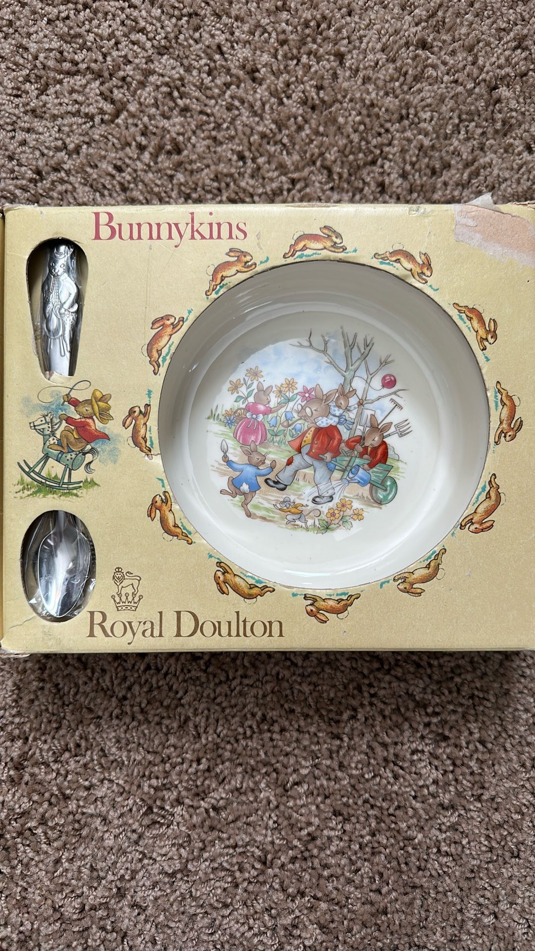 Royal Doulton Bunnykins Nursery Set