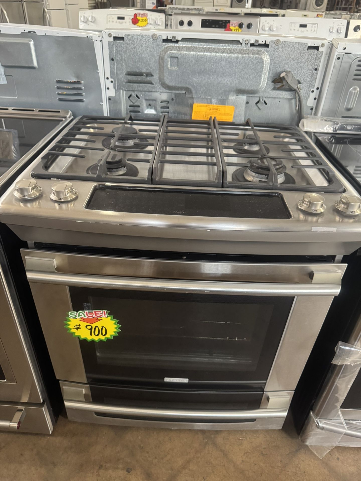 BRAND NEW ELECTROLUX GAS AND ELECTRIC STOVE