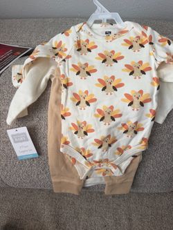 0-3 months 3 piece Thanksgiving set