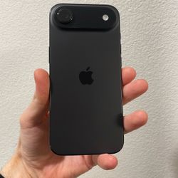 Apple iPhone Air Black 256gb Unlock No Sim Restrictions Like New Low Cycle Count Never Used Hardly 