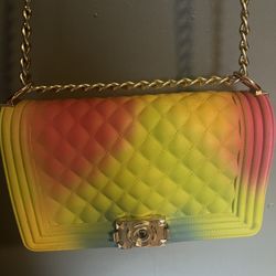 Good Condition Fashionable Bag 😍 Very Pretty For Spring 😍