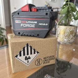Milwaukee  Battery Forge