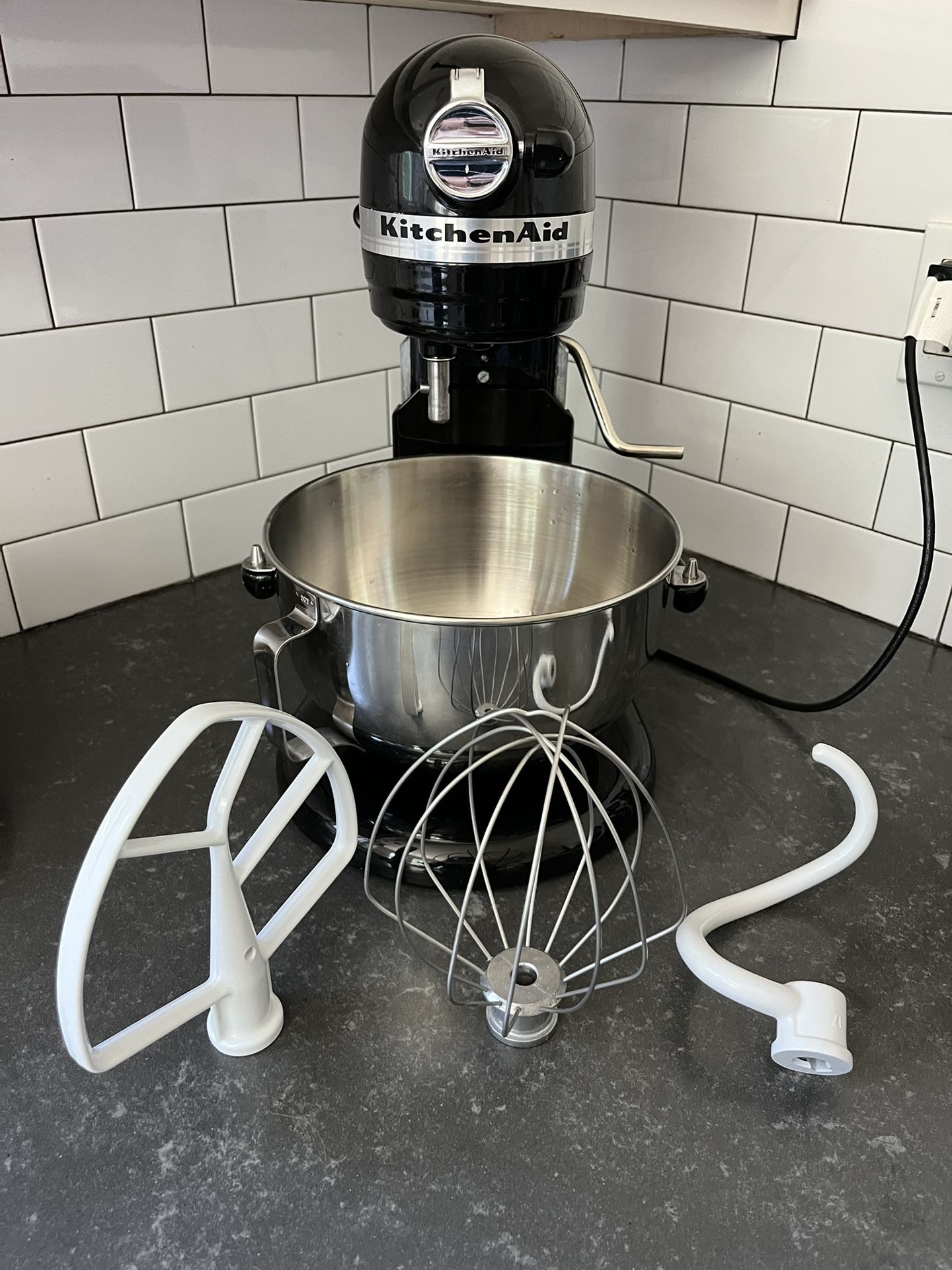 New KitchenAid Stand Mixer - COMPETITIVE PRICE
