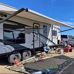 2019 Eclipse Attitude Toy Hauler 27SA