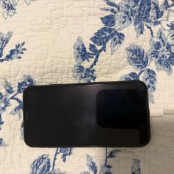 iPhone XR En Muy Buenas Condiciones Unlocket