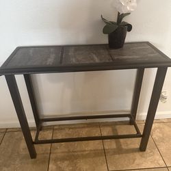 Small entry table