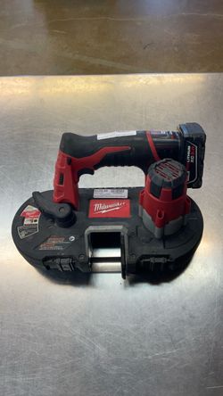 Milwaukee Cordless Band Saw with Battery