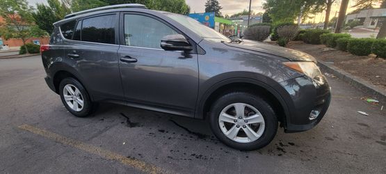 2013 Toyota Rav4 XLE