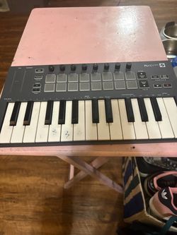 Novation FLkey Mini MIDI Keyboard Controller