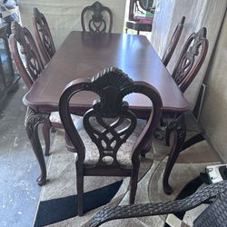 Table With 6 Chairs Good Condition 