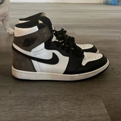 Jordan 1 Mocha