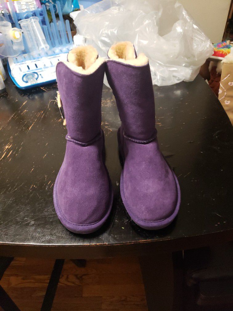 Brand New Purple Women's Snow Boots 