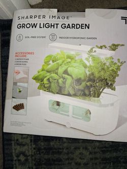 Sharper Image Grow Light Garden Indoor Hydroponic Kit never used pickup only cash