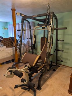 Marcy Diamond Elite Smith Machine + bench and extras
