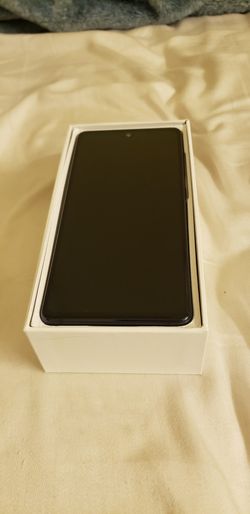 Brand new Samsung Galaxy S20 FE 5G