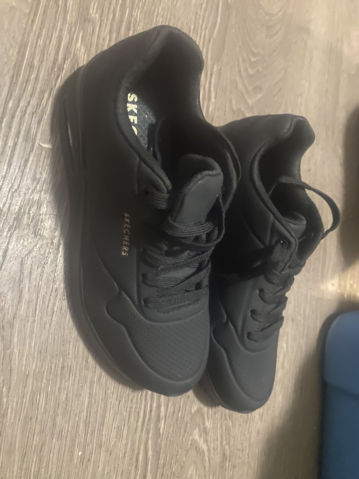 Sketchers Uno Night Sneakers W7.5