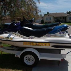 2001 Yamaha Waverunner And 1999 Seadoo ***Price Negotiable*** $4500