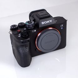 Sony A7S III 4K Camera Body + Original Sony Battery For Sale!