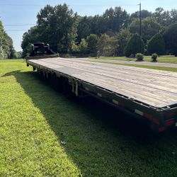 BIGTEX 25GN 40ft Straight Deck 