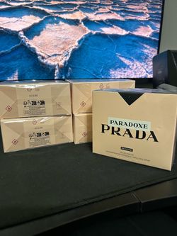 Prada Paradoxe Intense Eau de Parfum