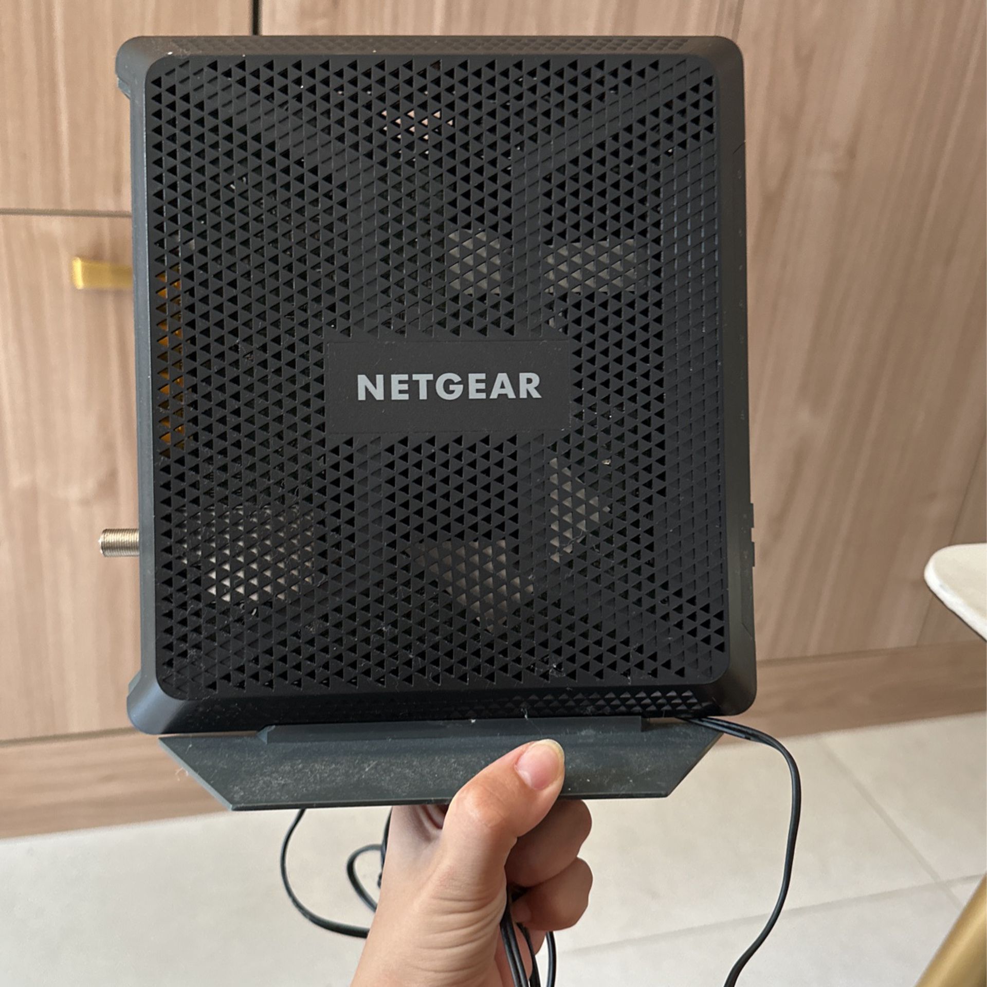 Netgear AC1900 WiFi Cable Modem Router Model C7000