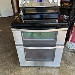whirlpool electric double oven $600obo 