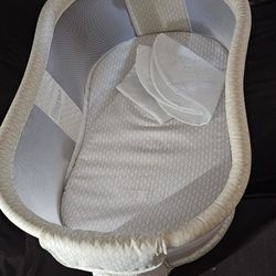 Free Baby Basinet Good Condition