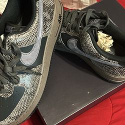 Nike Air Force 