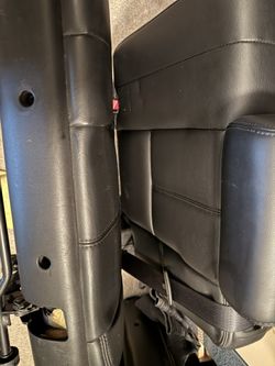 3rd Row Seats To A Chevy Tahoe 2007
