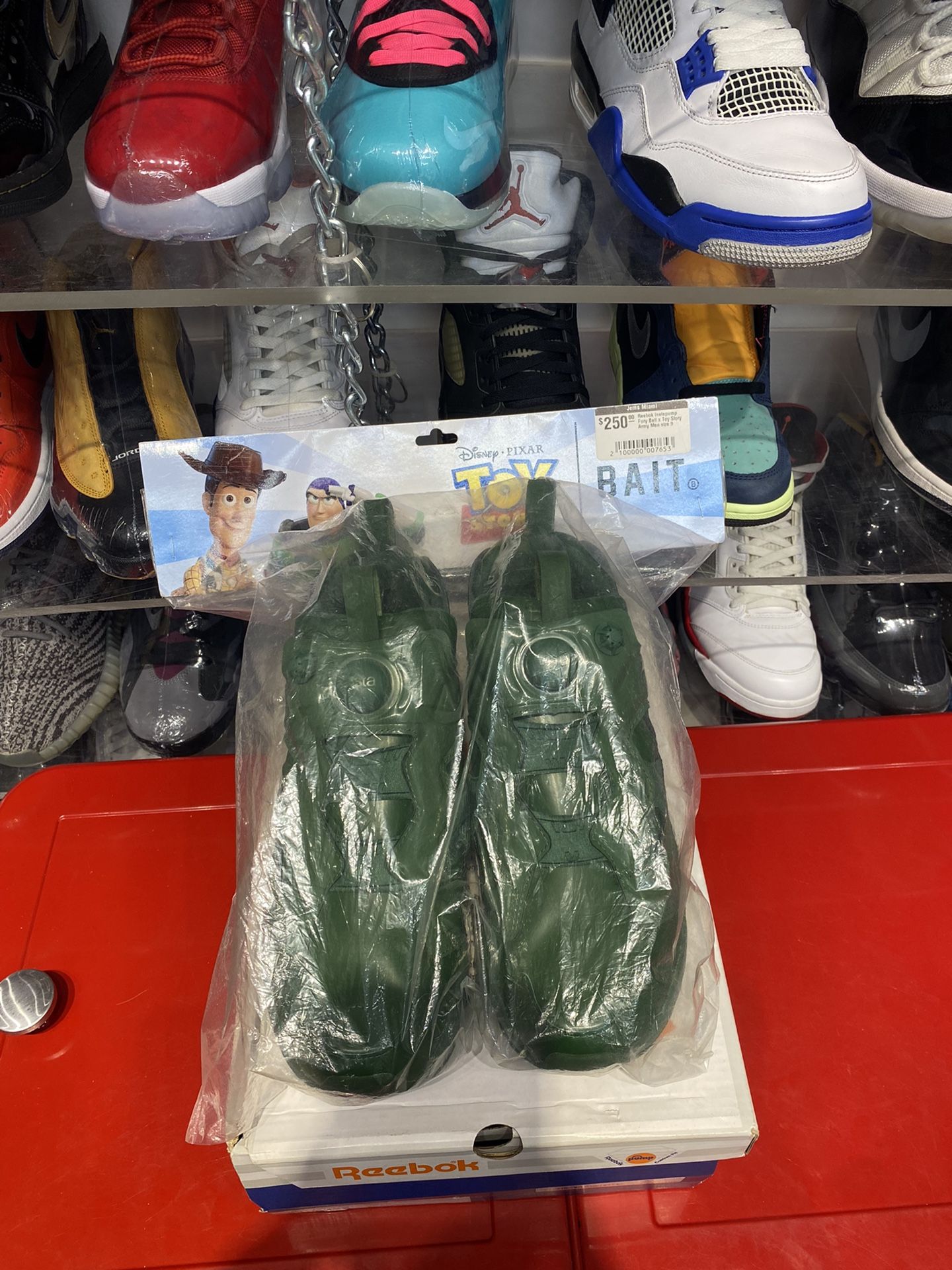 Reebok Instapump Fury Bait X Toy Story Army Men