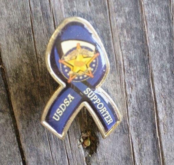 United States Deputy Sheriff's Dissociation USDSA Supporter Ribbon Pin / Brooch!